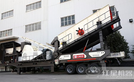 車載流動錘式破碎機(jī)多少錢？產(chǎn)量多高？